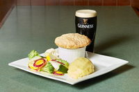 Captain Murphy's Irish Pub - Bundaberg Accommodation