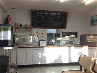 Hooks Sea and Salad Bar - Accommodation Cooktown