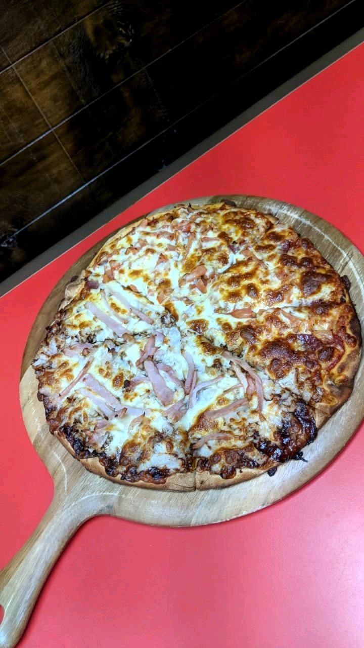 Riccardo's Pizza - thumb 1