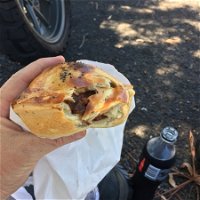 Dardanup Bakery - QLD Tourism