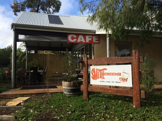 Smithereens Cafe - Pubs Sydney