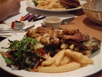 Enfield Hotel Restaurant - Townsville Tourism