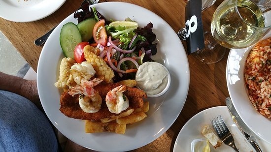 The Boatdeck Cafe - Pubs Sydney