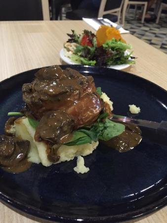 Mawson Lakes Hotel Bistro - Food Delivery Shop