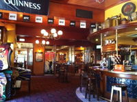 Slug n Lettuce British Pub - St Kilda Accommodation