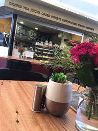 Black Bird Coffee House - Kingaroy Accommodation