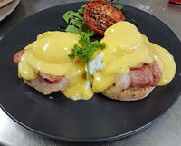 Cruisers Hub Cafe - Lennox Head Accommodation