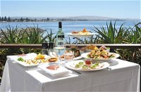 Eat at Whalers restaurant - New South Wales Tourism 