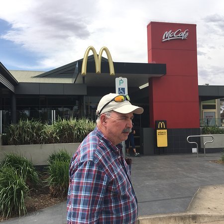 McDonald's - Australia Accommodation