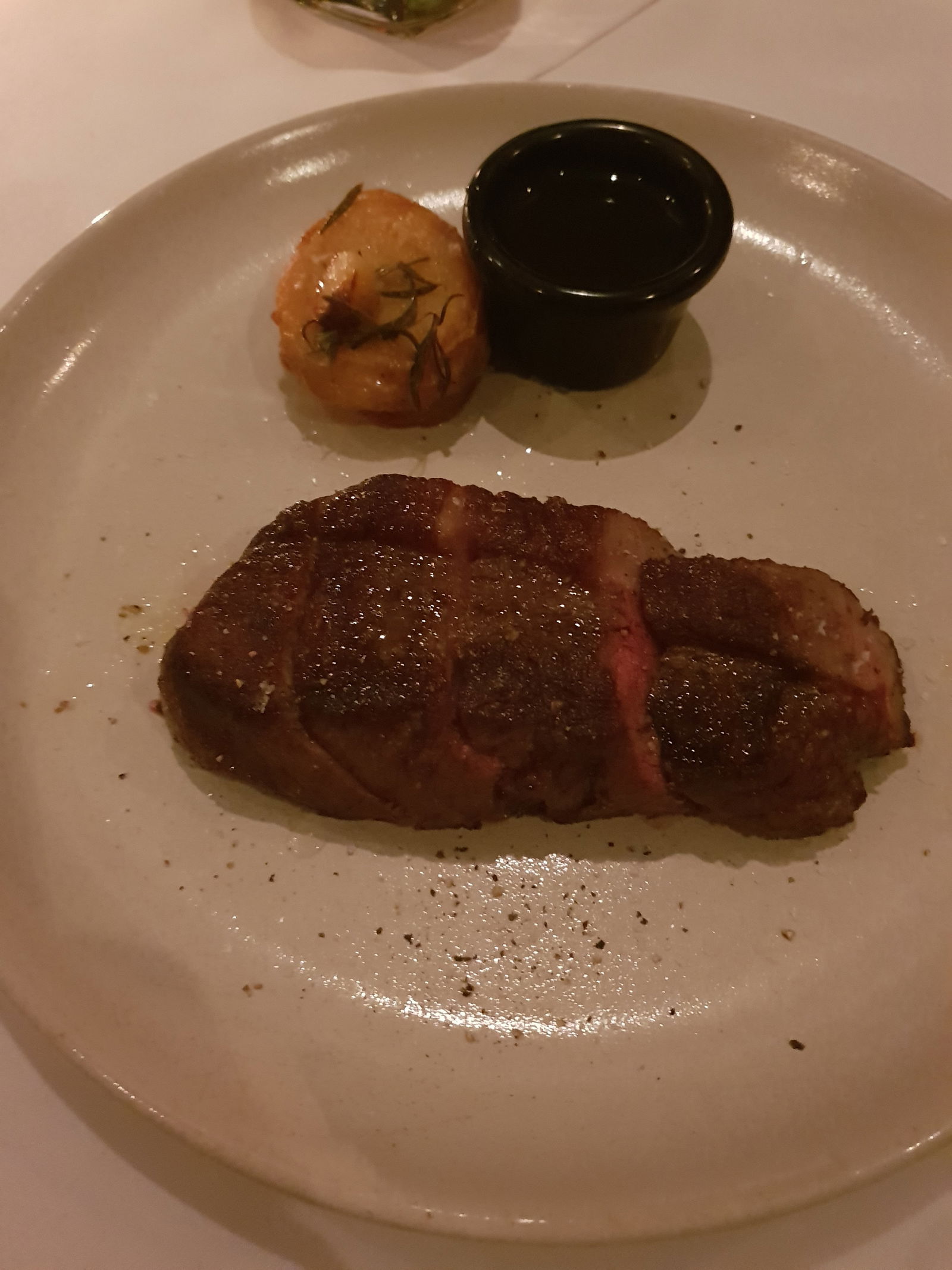 Black Hide Steakhouse - thumb 1