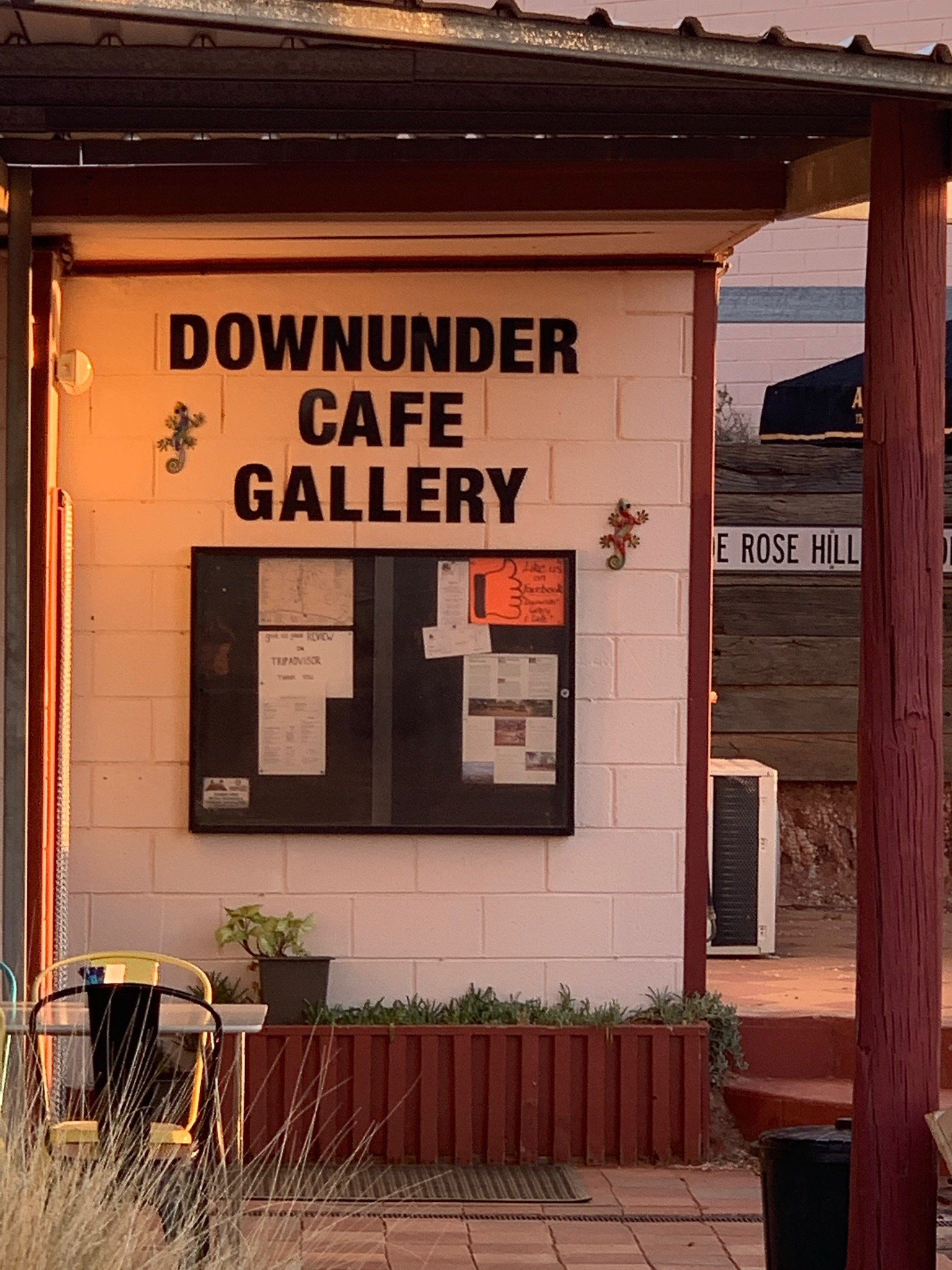 Downunder Gallery And Cafe - thumb 1