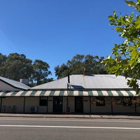 Eden Valley Hotel - Book Restaurant