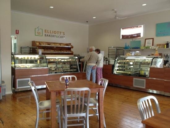 Elliott's Bakery  Cafe - Northern Rivers Accommodation