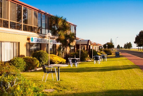 Lacepede Bay Motel  Restaurant - Northern Rivers Accommodation