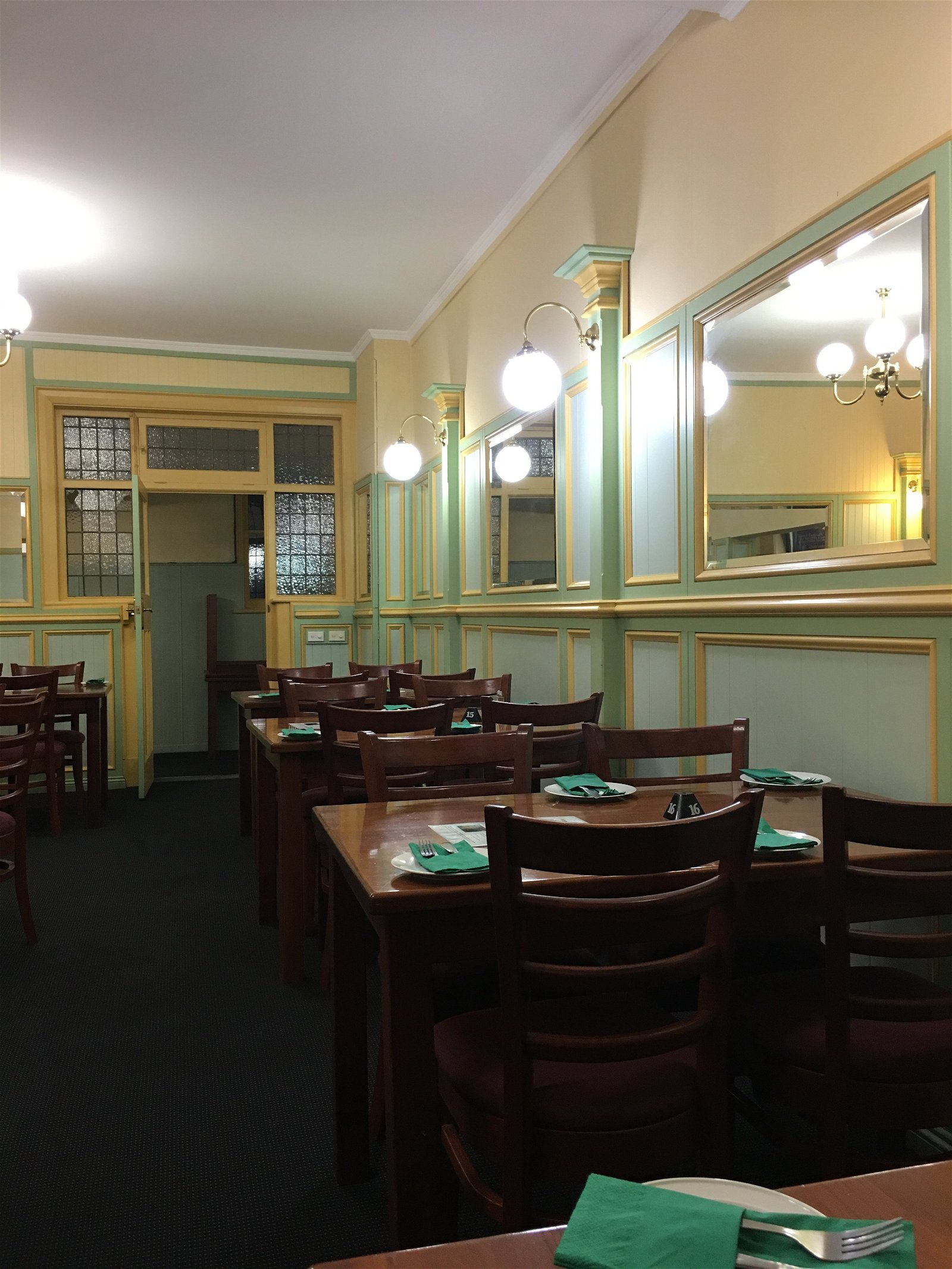 Tailem Bend Hotel And Restaurant - thumb 2