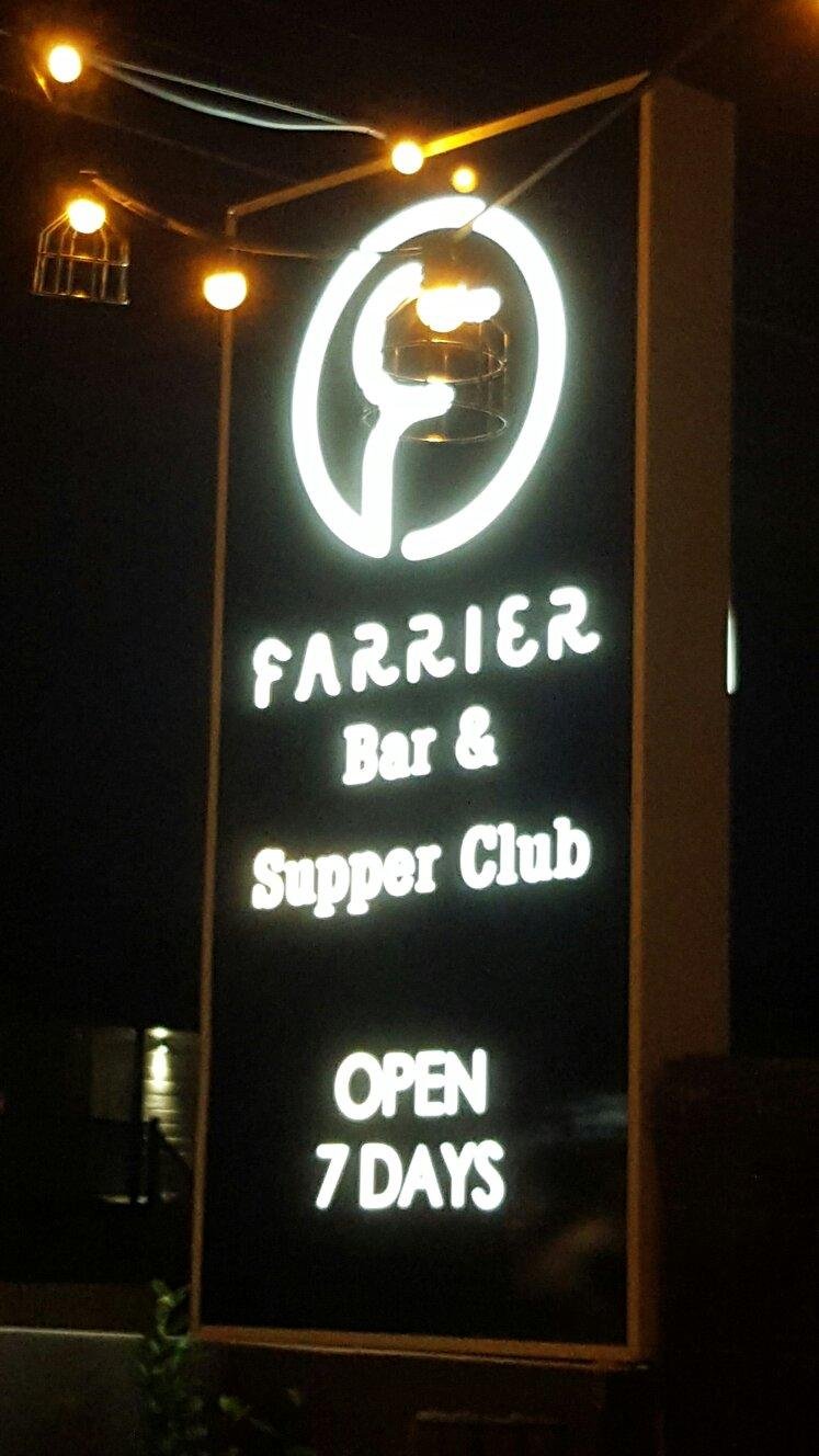 Farrier - thumb 2