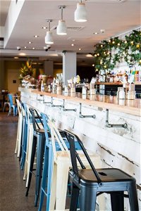 Palm Beach Hotel Bistro - New South Wales Tourism 