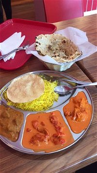Indian Curry Twist - Accommodation Australia