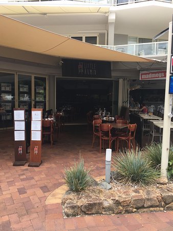 Little Humid Restaurant - Pubs Sydney
