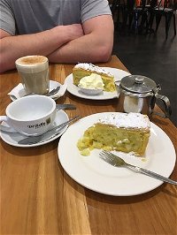 Cafe XS - Pubs Perth