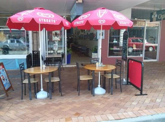 Mclaren's Cafe - Pubs Sydney