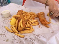 Birds Fish Bar - Bowen Fishermans Seafood Company PTY. LTD. - Tourism Brisbane