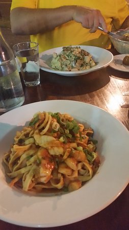 Holloways Pizza and pasta - Northern Rivers Accommodation