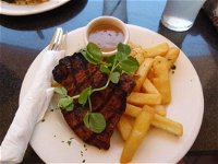The Seaview Hotel - Restaurant Canberra