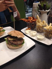 Burger Urge - Accommodation Rockhampton