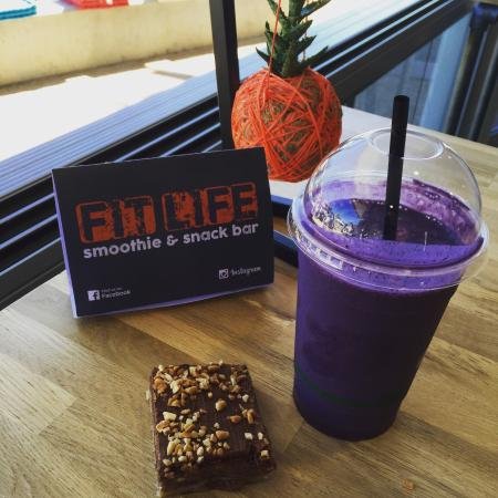 Fit Life Smoothie N Snackbar - Food Delivery Shop