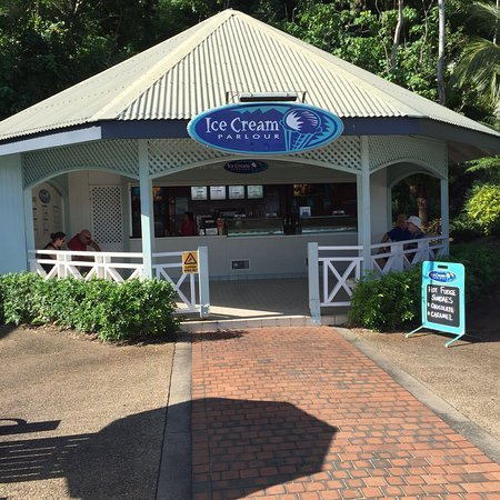 Ice Cream Parlour - Australia Accommodation