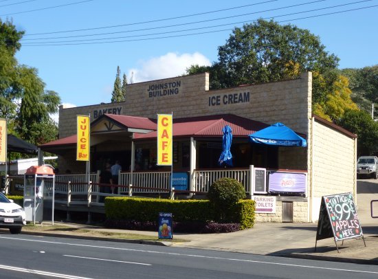 Aratula Cafe and Ice Creamery