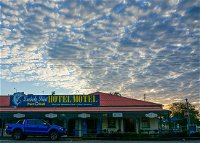 Lucinda Point Hotel Motel Restaurant
