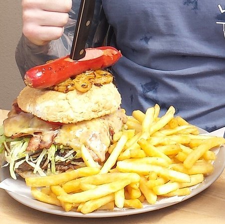 Mountain Burger Cafe - Tourism Gold Coast