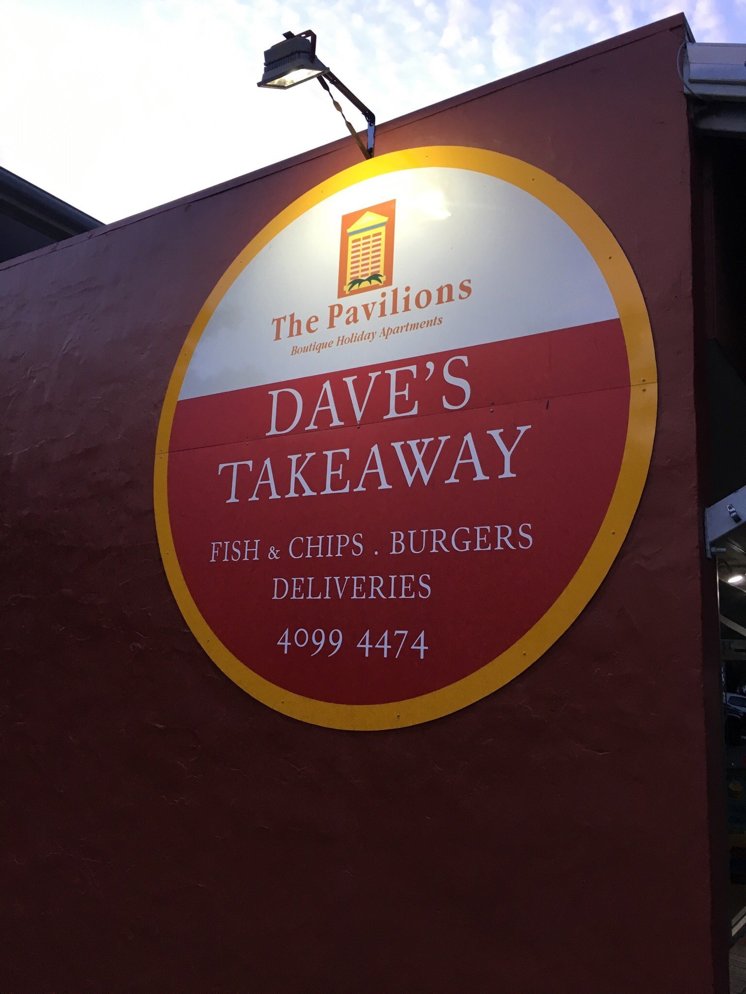 Port Bbq Chickens & Dave's Takeaway - thumb 2