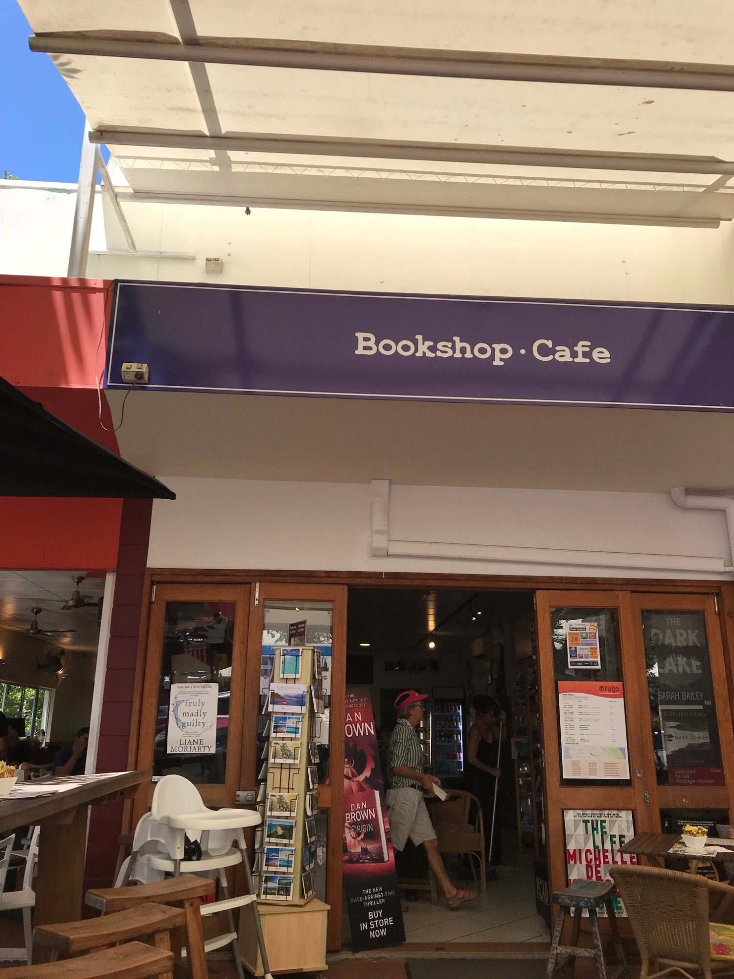 Whileaway Bookshop & Cafe - thumb 5