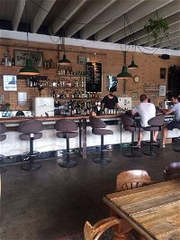 Lulie Street Tavern - Restaurant Find