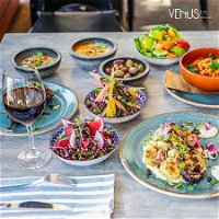 Venus  Co. Kitchen  Bar - Geraldton Accommodation