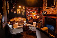 Antique Bar - Pubs and Clubs