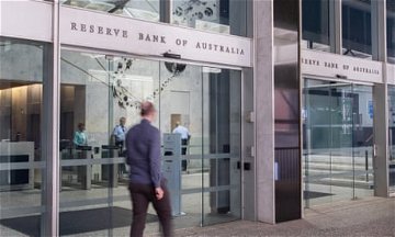 Australian banks predict another interest rate rise despite hopeful investor outlook