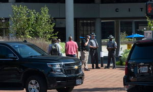 Bomb threat shuts down Ohio city hall after Trump spreads baseless migrants rumor