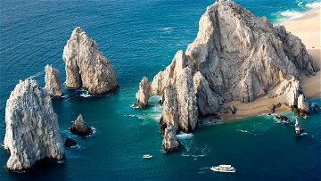 Cancun, Los Cabos and Puerto Vallarta Lead Mexico's Tourism Recovery