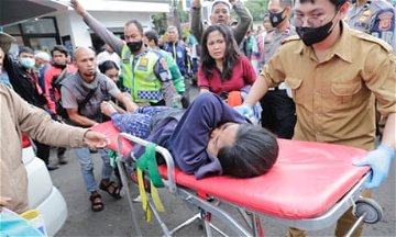 Earthquake on Indonesia’s main island of Java kills at least 162 people