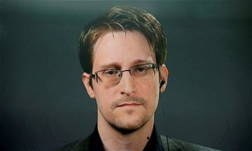 Edward Snowden gets Russian passport after swearing oath of allegiance