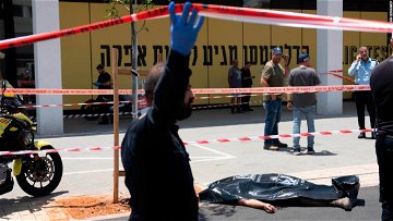 Eight injured in Tel Aviv car ramming and stabbing attack, Israeli officials say