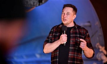 Elon Musk rules out conspiracy theorist Alex Jones’s return to Twitter