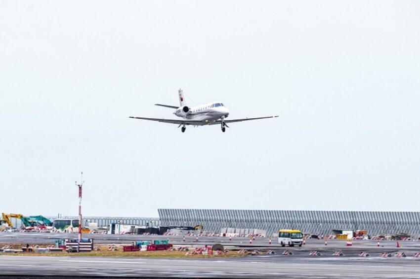 Flight Check Success at Hong Kong Airport Prepares Runway for Expanded Operations in 2024