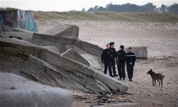 French ‘narco-tourism’ alert as washed-up cocaine draws beachcombers