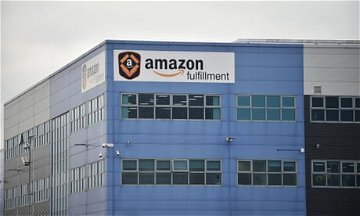 GMB calls for £15 an hour minimum pay at Amazon warehouses in UK