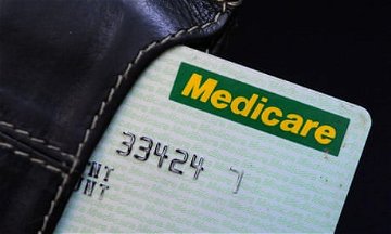 GPs ditching bulk billing as costs rise and Medicare rebates lag, survey shows